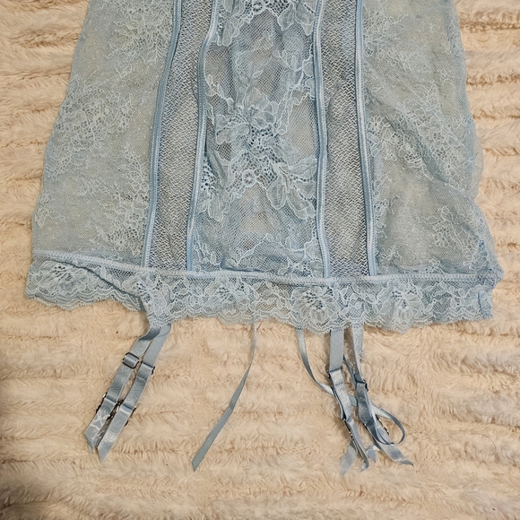 Victoria's Secret Blue Lace Garter Slip XS - Picture 3 of 7